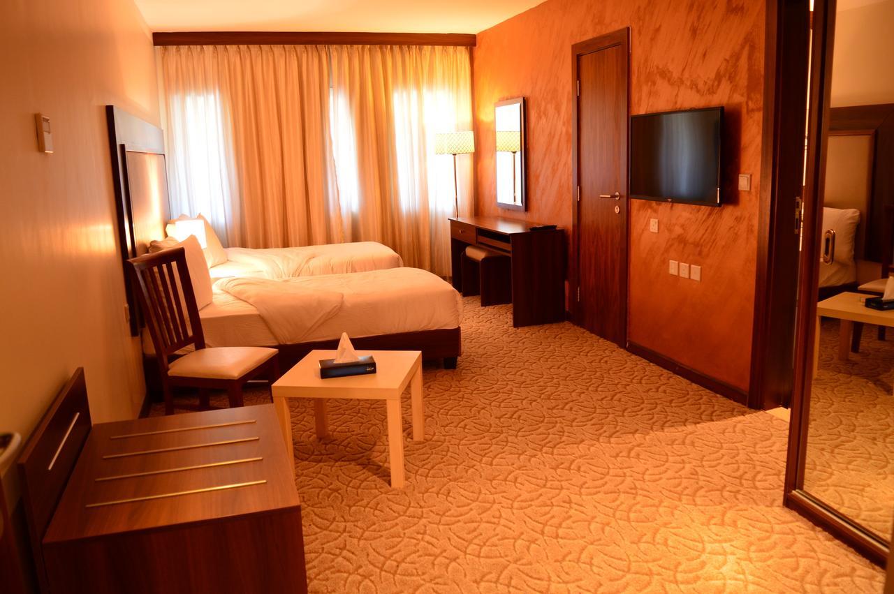 President Hotel Amman Exterior photo